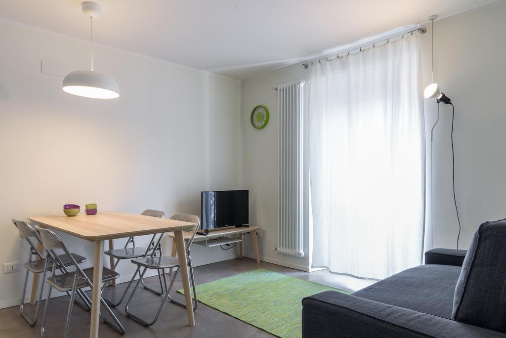 Palermo Flexyrent Apartment มิลาน ภายนอก รูปภาพ